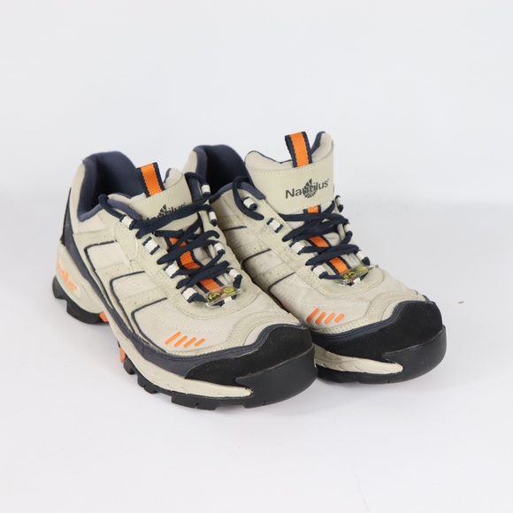 wide steel toe shoes